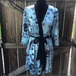 Linda Donatella Blue & Black Floral Kimono Style Belted Robe Size M